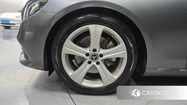 Mercedes-Benz E-Class W213 id 4746960 из Кореи 29
