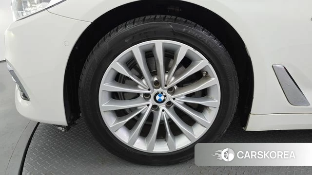 BMW 5 Series (G30) id 4678030 из Кореи 15