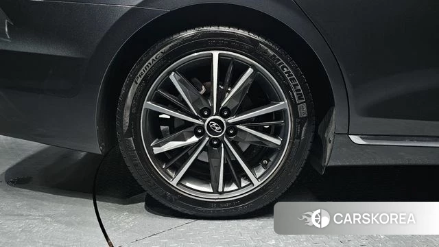 Hyundai The New Grandeur IG id 3898576 из Кореи 16