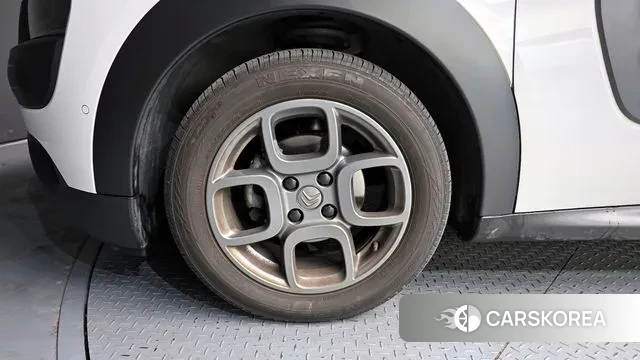 Citroen / DS C4 Cactus id 3692717 из Кореи 15