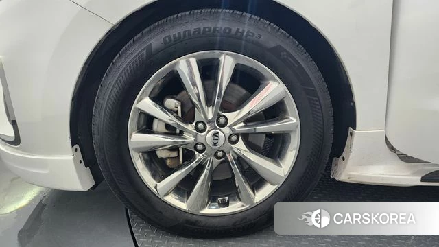 Kia The New Carnival id 4482803 из Кореи 33