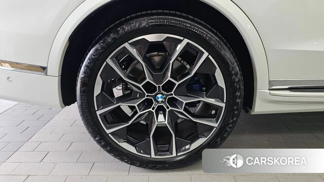 BMW X7 (G07) id 4757007 из Кореи 31