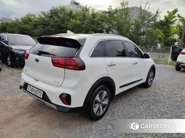 Kia The New Niro id 3012679 из Кореи 15