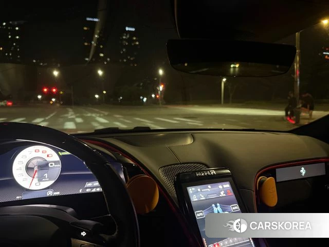 Ferrari Rome 2021 Белый из Кореи, фото 5