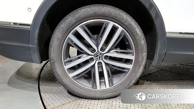 Volkswagen Tiguan Allspace id 3002685 из Кореи 15