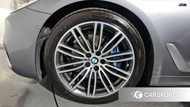 BMW 5 Series (G30) id 4610094 из Кореи 15