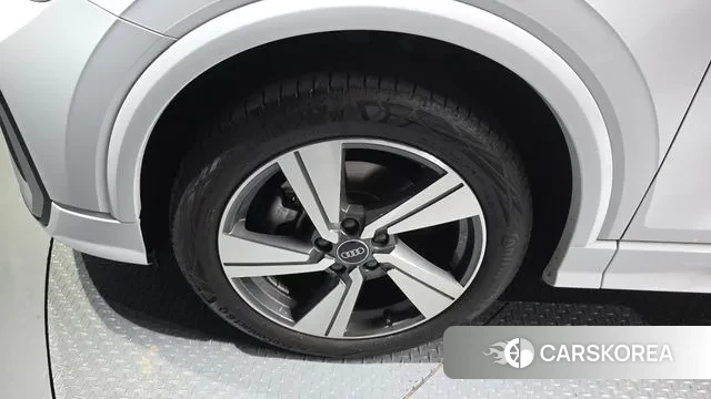 Audi Q2 id 3006904 из Кореи 15