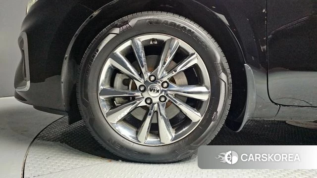 Kia The New Carnival id 3814417 из Кореи 15