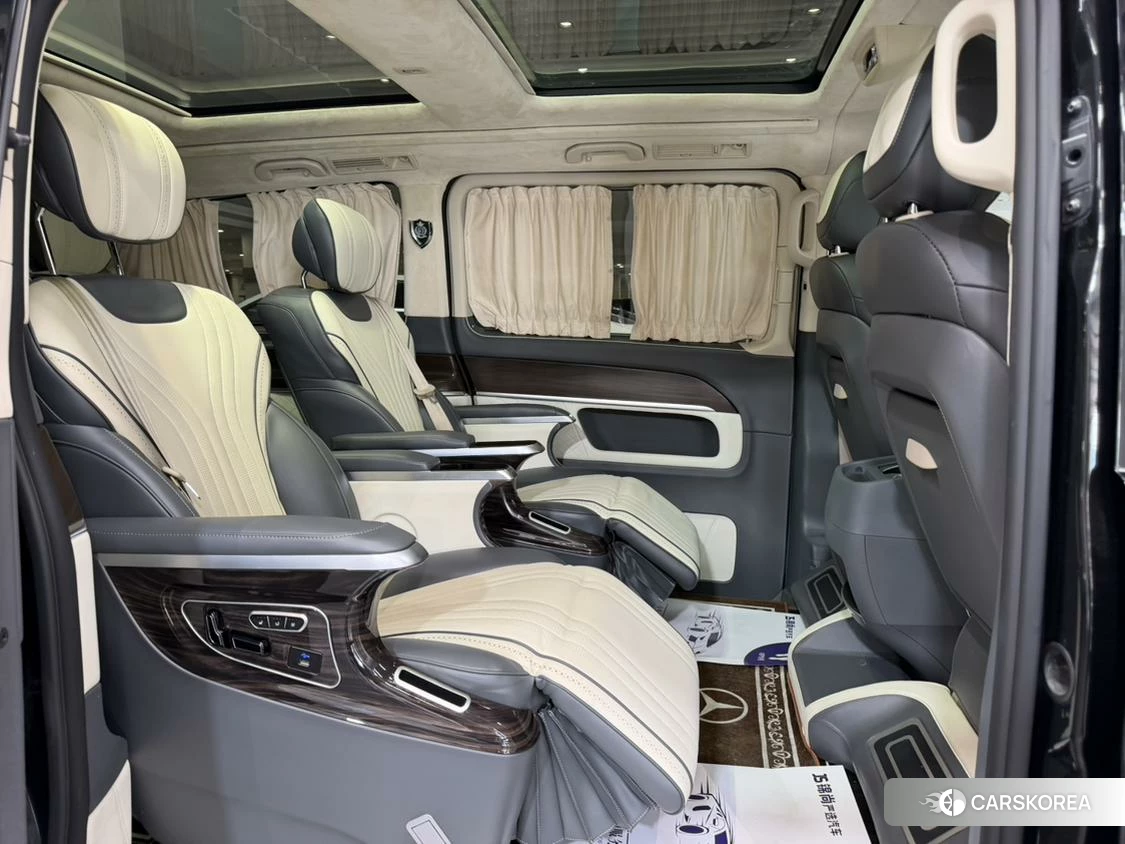 Mercedes-Benz V-class id 4440987 из Китая 24