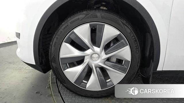 Tesla Model Y id 4744507 из Кореи 15