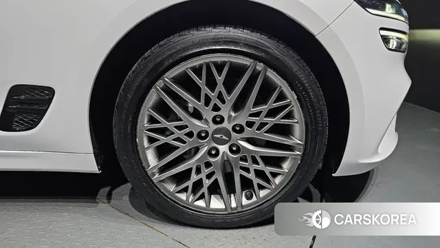 Genesis The New G70 id 3037197 из Кореи 15