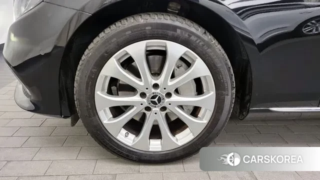 Mercedes-Benz E-Class W213 id 3489309 из Кореи 15