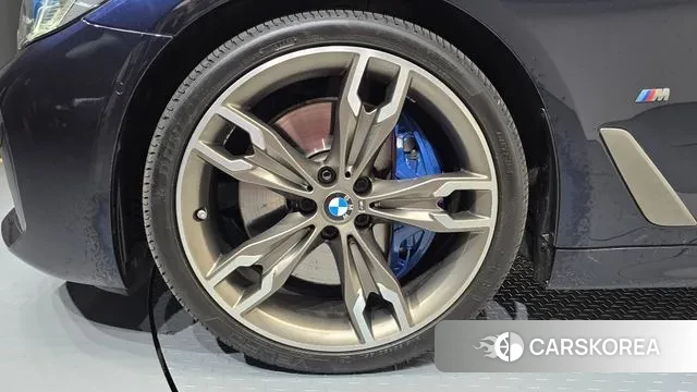 BMW 5 Series (G30) id 3479212 из Кореи 15