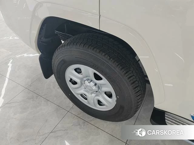 Toyota Land Cruiser (imported) 2026 Белый из Китая, фото 5