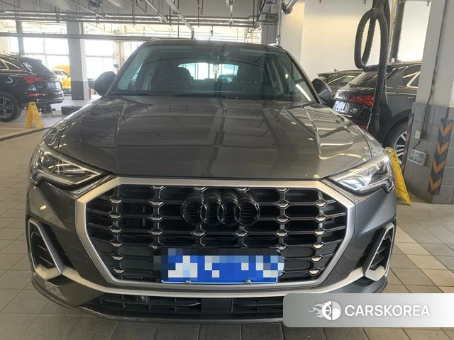 Audi Q3 2023 Темно-серый из Китая, фото 6