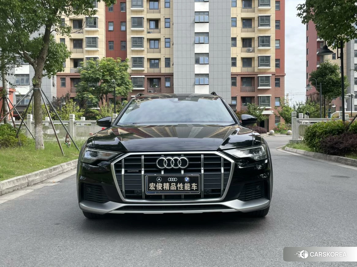 Audi A6 (import) 2022 Черный из Китая, фото 5