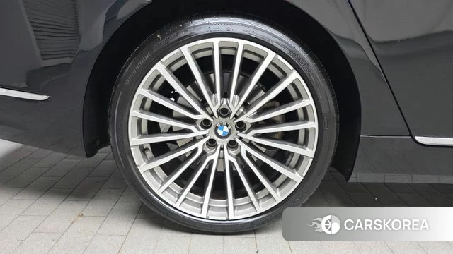 BMW 7 Series (G11) id 4383734 из Кореи 28