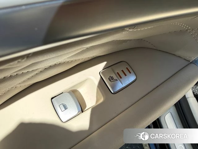 Genesis G70 id 4285768 из Кореи 14