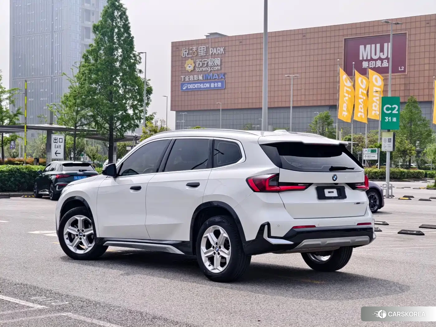 BMW X1 id 4553783 из Китая 17