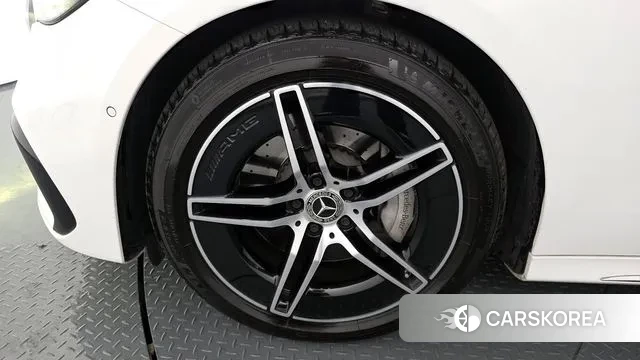 Mercedes-Benz E-Class W214 id 3457324 из Кореи 15