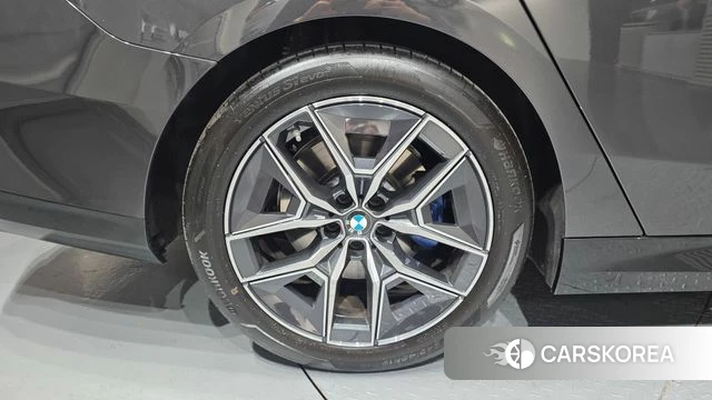 BMW 5 Series (G60) id 4505229 из Кореи 15