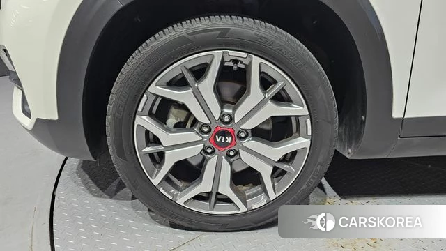Kia Seltos id 4581558 из Кореи 15