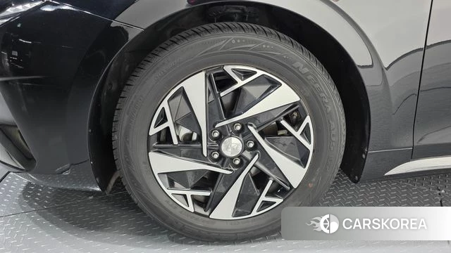 Hyundai The New Grandeur IG Hybrid id 4929275 из Кореи 32