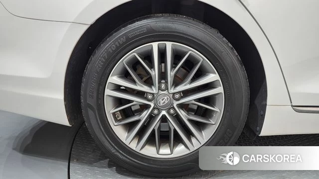 Hyundai Grandeur IG id 4246023 из Кореи 27