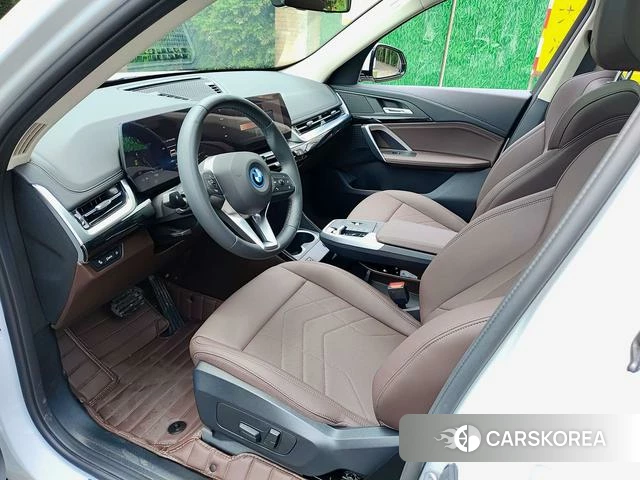 BMW iX1 2026 Белый из Китая, фото 6