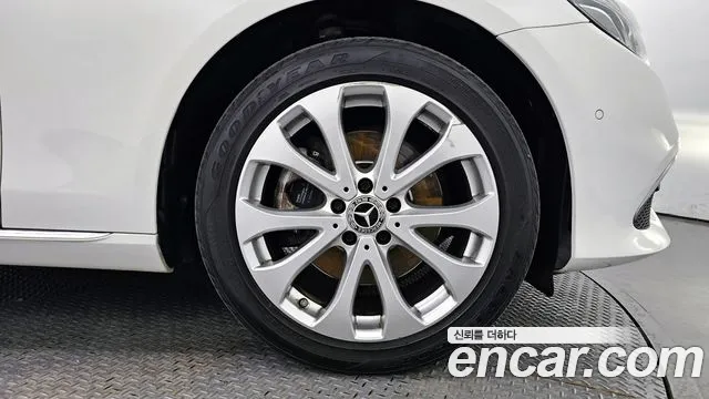 Mercedes-Benz E-Class W213 id 2689377 из Кореи 15