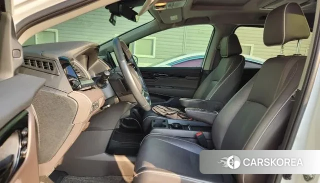 Honda Odyssey 2022 Белый из Кореи, фото 5