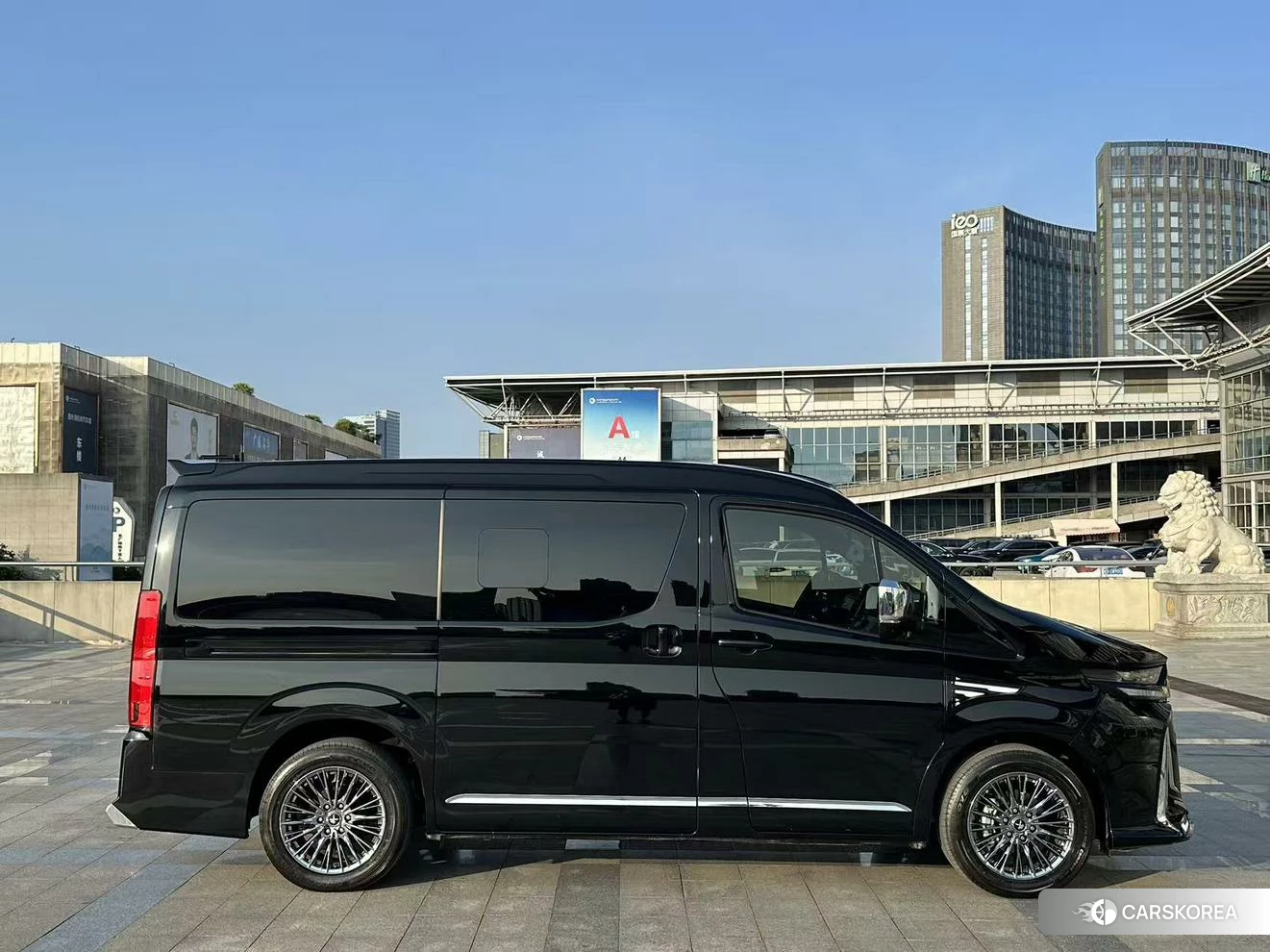 Toyota Hiace id 4420008 из Китая 9
