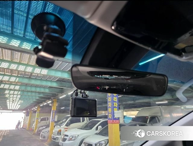 Hyundai Staria 2023 Серебряный из Кореи, фото 5