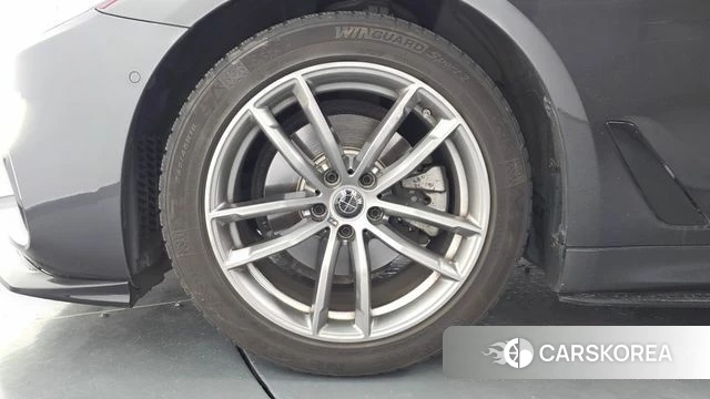 BMW 5 Series (G30) id 4587410 из Кореи 15