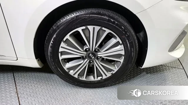 Kia K7 Premier Hybrid id 3587414 из Кореи 15