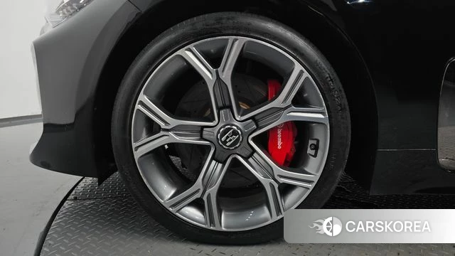 Kia Stinger id 4882249 из Кореи 15