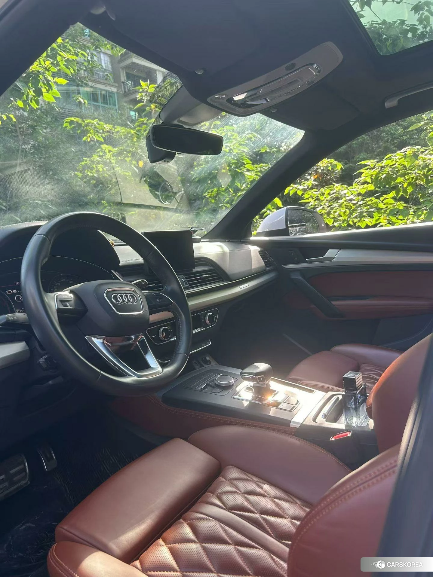 Audi Q5L 2020 Белый из Китая, фото 5