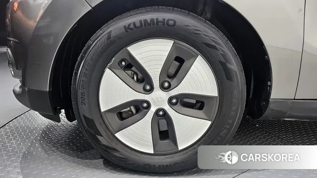 Kia Soul EV id 3129440 из Кореи 15