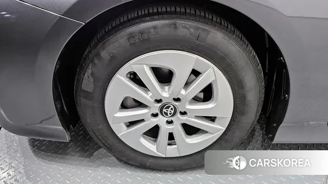 Toyota Prius 4th Generation id 3682684 из Кореи 15