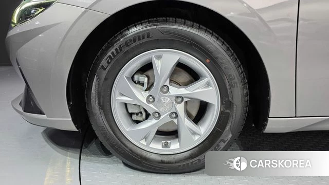 Hyundai Avante (CN7) id 3872833 из Кореи 15