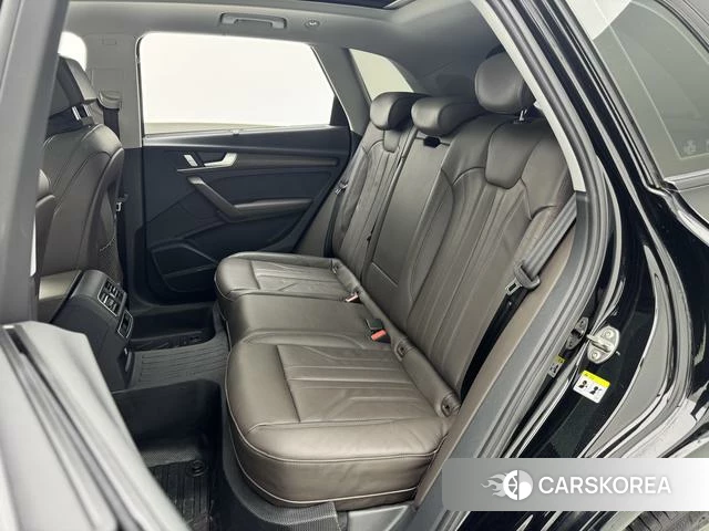 Audi Q5L id 4257087 из Китая 23
