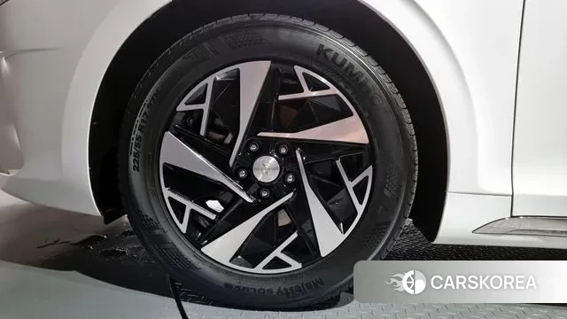 Hyundai The New Grandeur IG Hybrid id 3058828 из Кореи 15