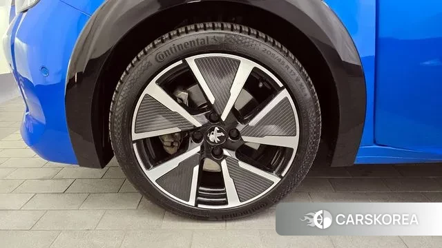 Peugeot e-208 second Generation id 3707837 из Кореи 15