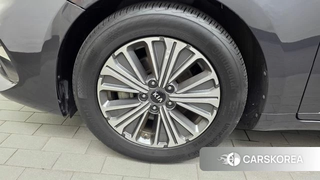 Kia K7 Premier Hybrid id 4698456 из Кореи 30