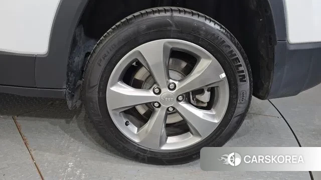 Jeep Cherokee (KL) id 3607578 из Кореи 15