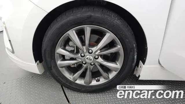 Kia The New Carnival id 2886721 из Кореи 15