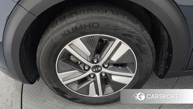 Kia The New Niro id 3717837 из Кореи 15