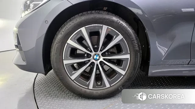 BMW 3 Series (G20) id 3016933 из Кореи 15