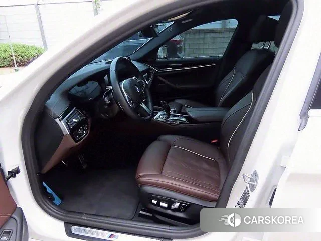 BMW 5 Series (G30) id 3007712 из Кореи 15