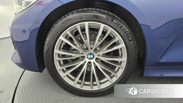 BMW 3 Series (G20) id 4490234 из Кореи 28